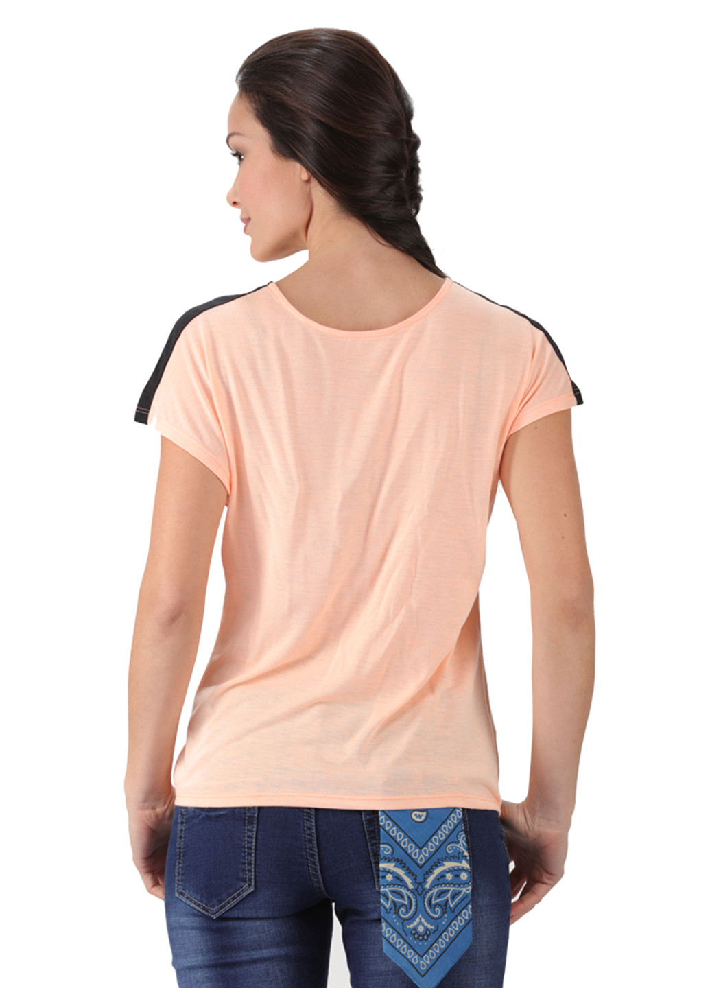 Бледно-розовая демисезон футболка Яavin