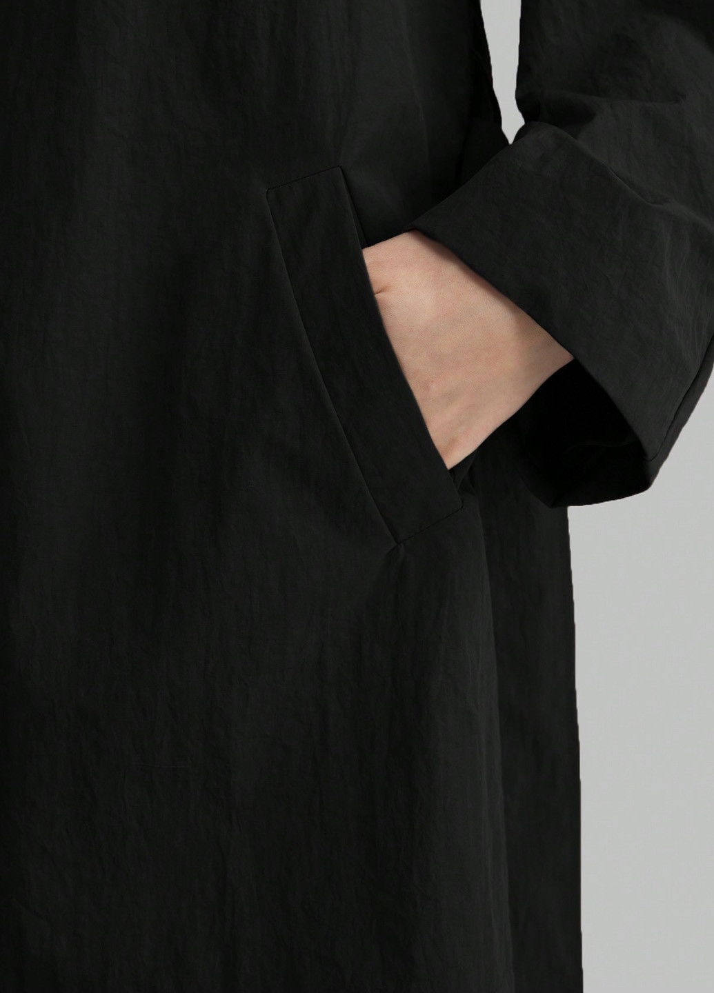 Чорна демісезонна куртка SHEIN