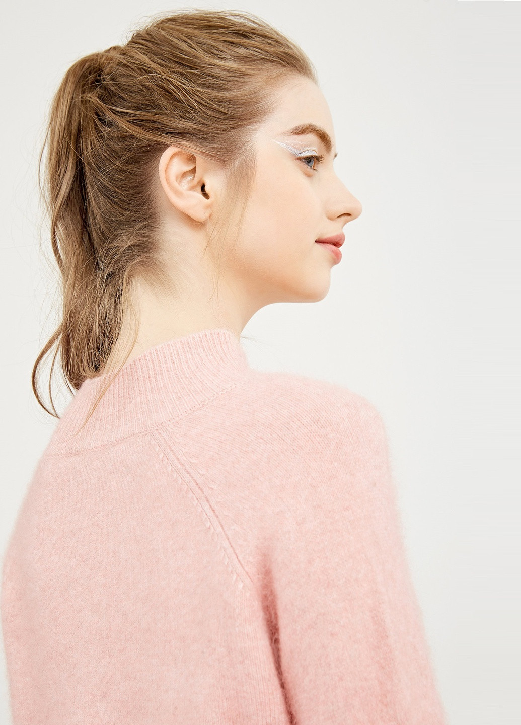 Розовый свитер Vero Moda
