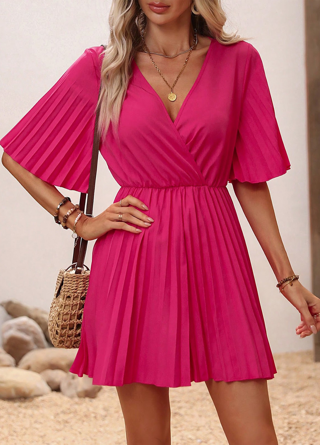 Комбінезон SHEIN комбінезон-шорти однотонний рожевий кежуал, коктейльний поліестер