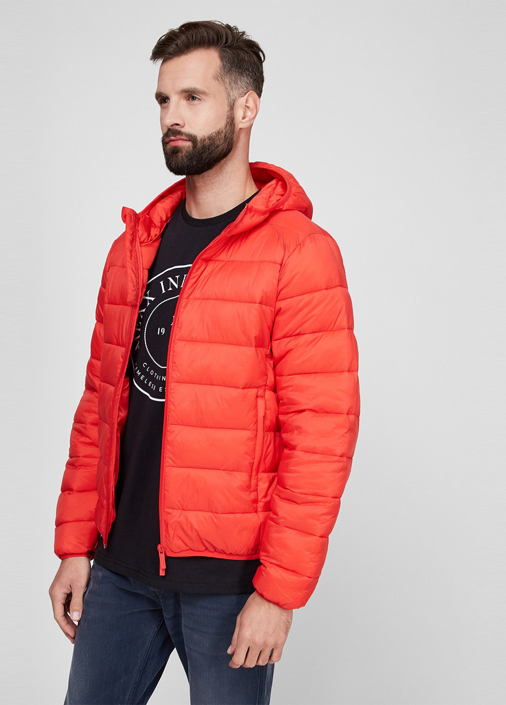 Красная зимняя куртка Mexx