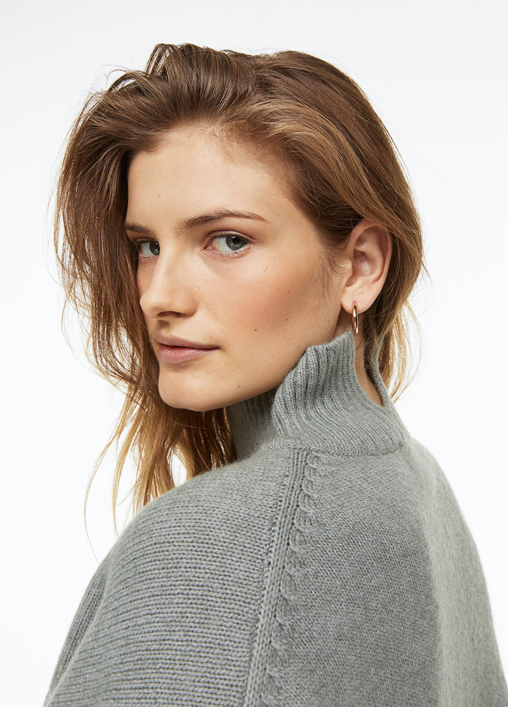 Серый зимний светр зимовий вільного крою H&M