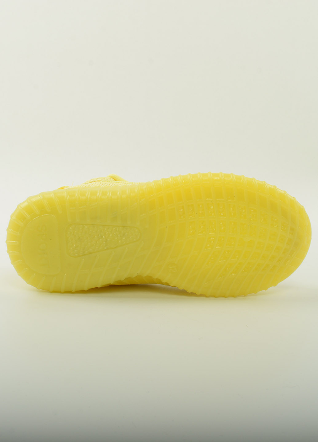 Желтые всесезонные кроссовки No Brand