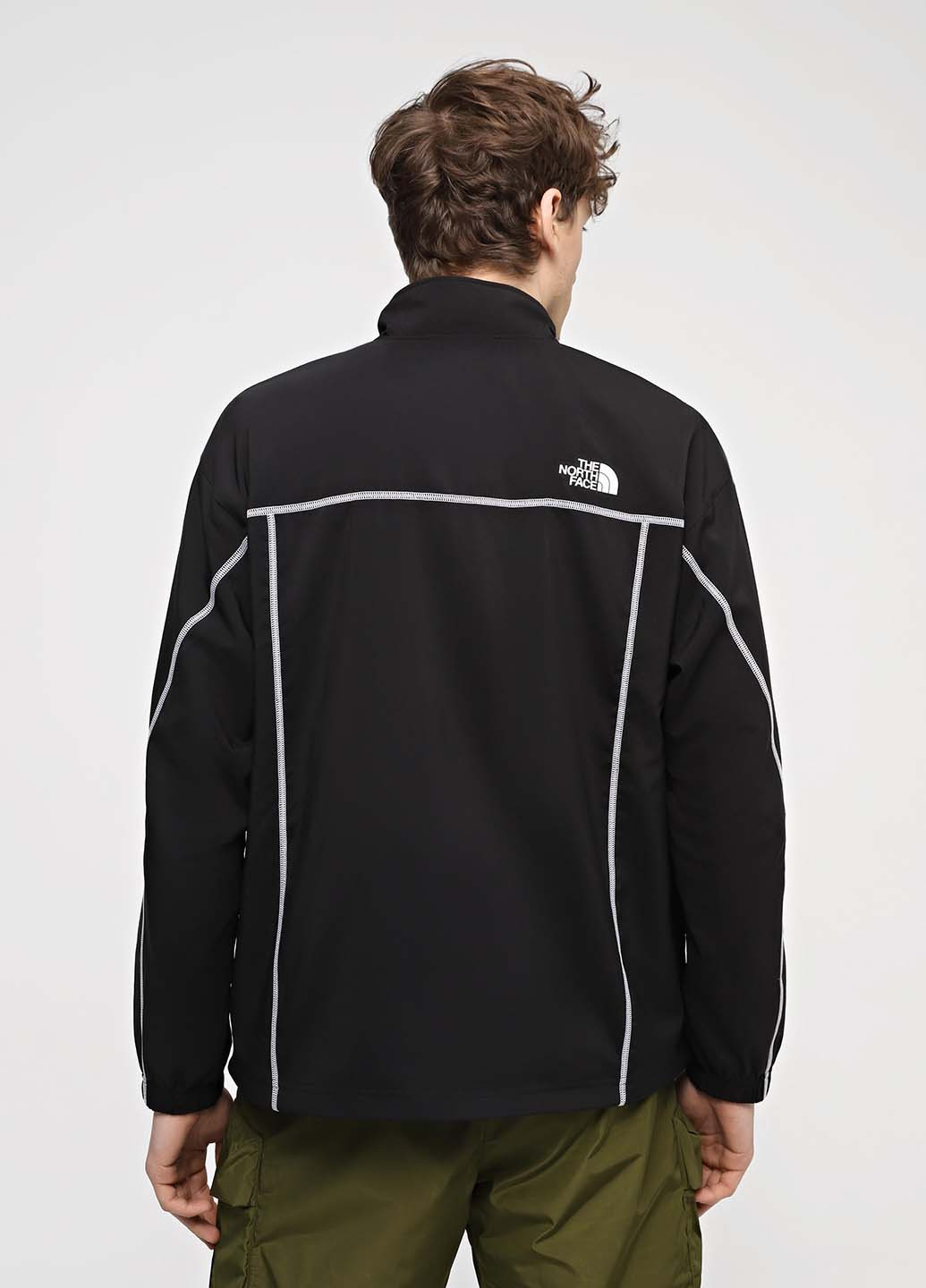 Чорна демісезонна вітровка The North Face