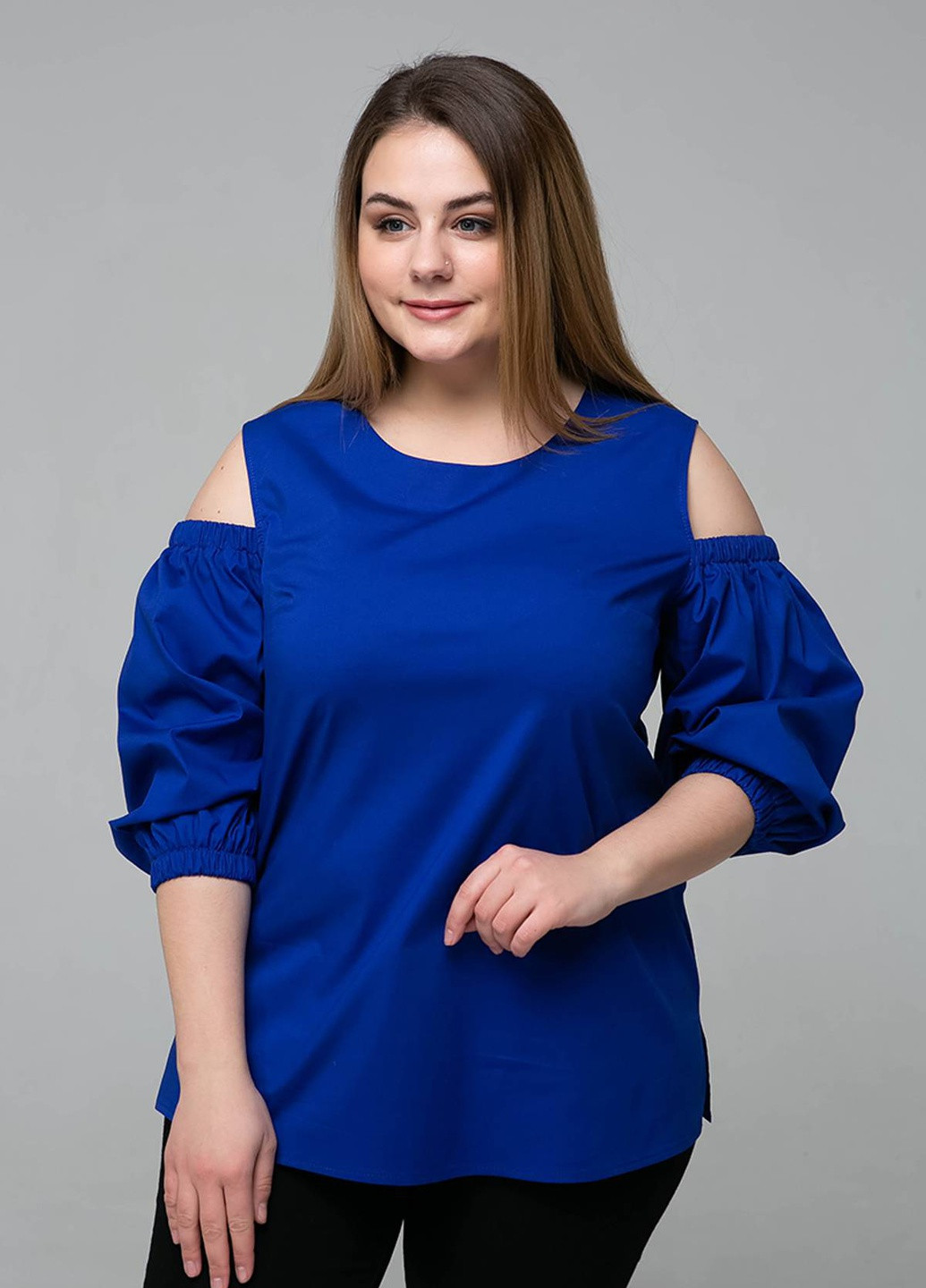 Синяя летняя блуза с вырезами на плечах леся синяя Tatiana