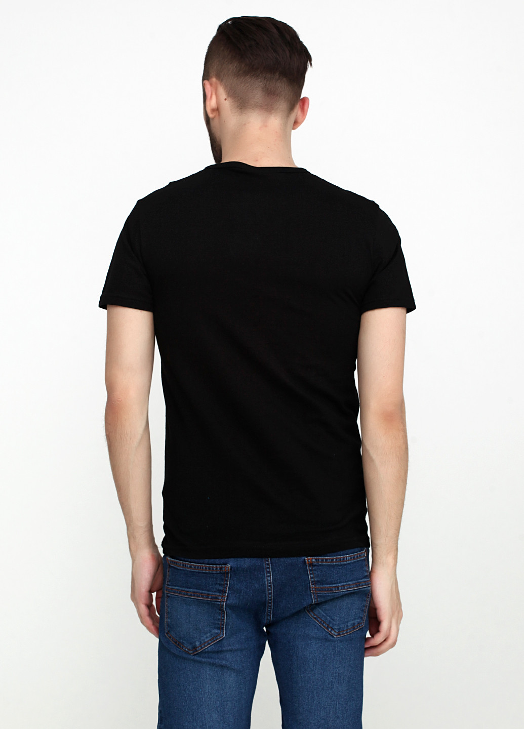 Черная футболка Benger