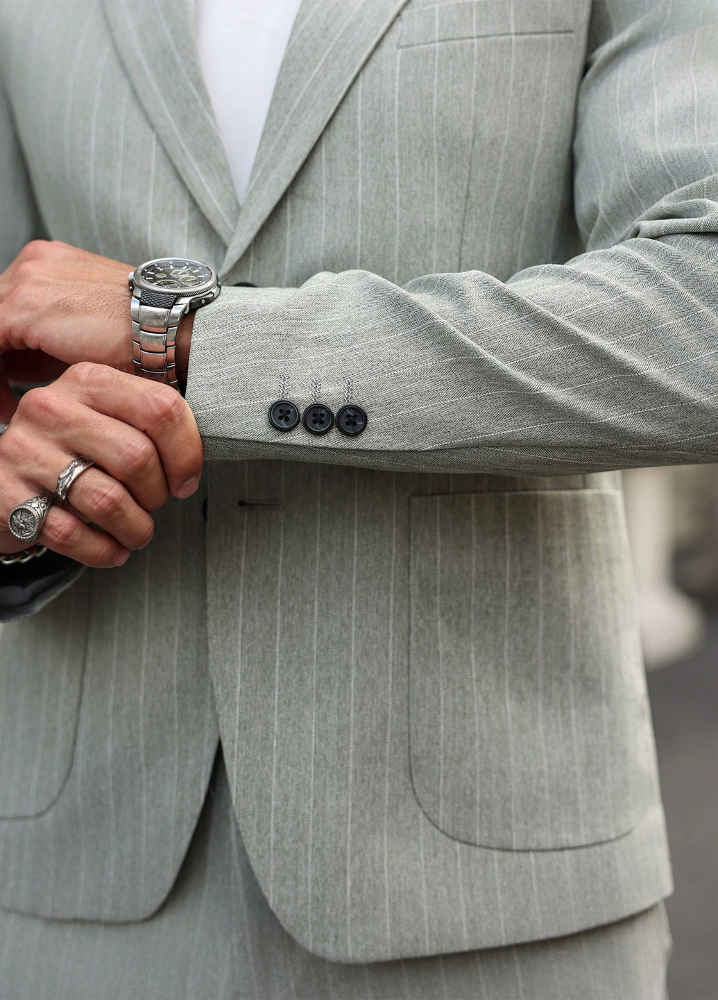 Серо-зеленый демисезонный костюм (пиджак, брюки) брючный SHEIN