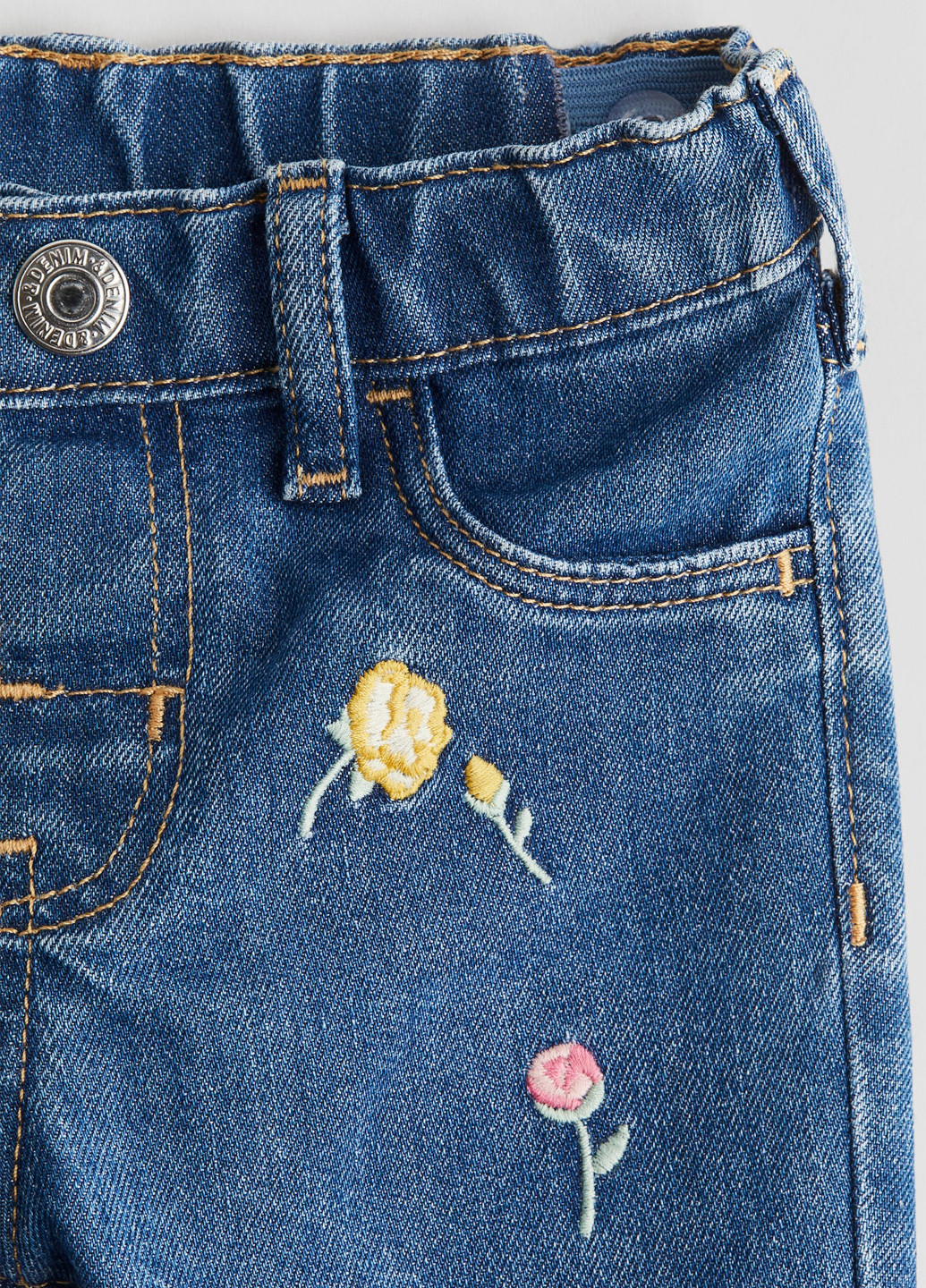 Синие демисезонные зауженные джинсы H&M