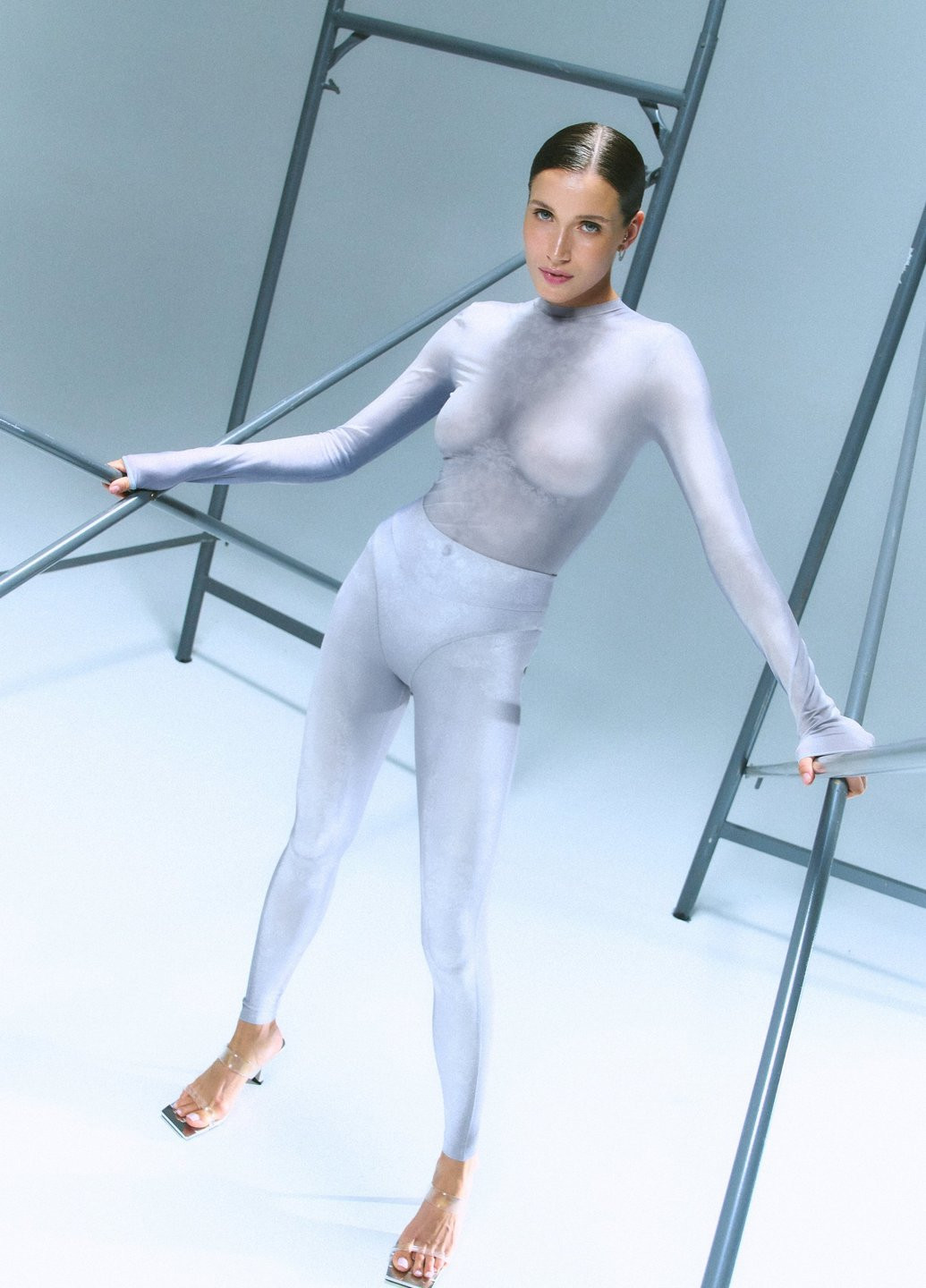 Серые демисезонные леггинсы Gepur