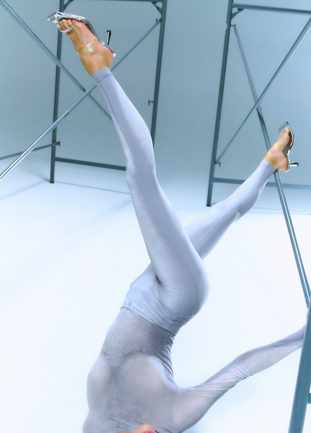 Серые демисезонные леггинсы Gepur