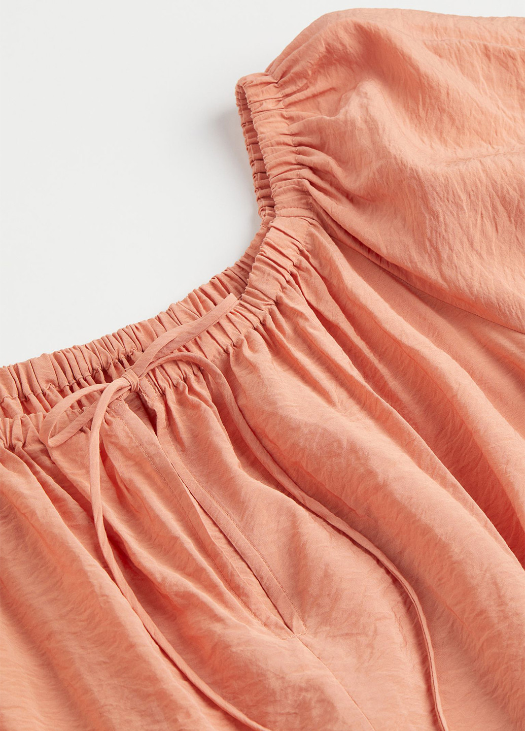 Персикова кежуал сукня з відкритими плечима H&M однотонна