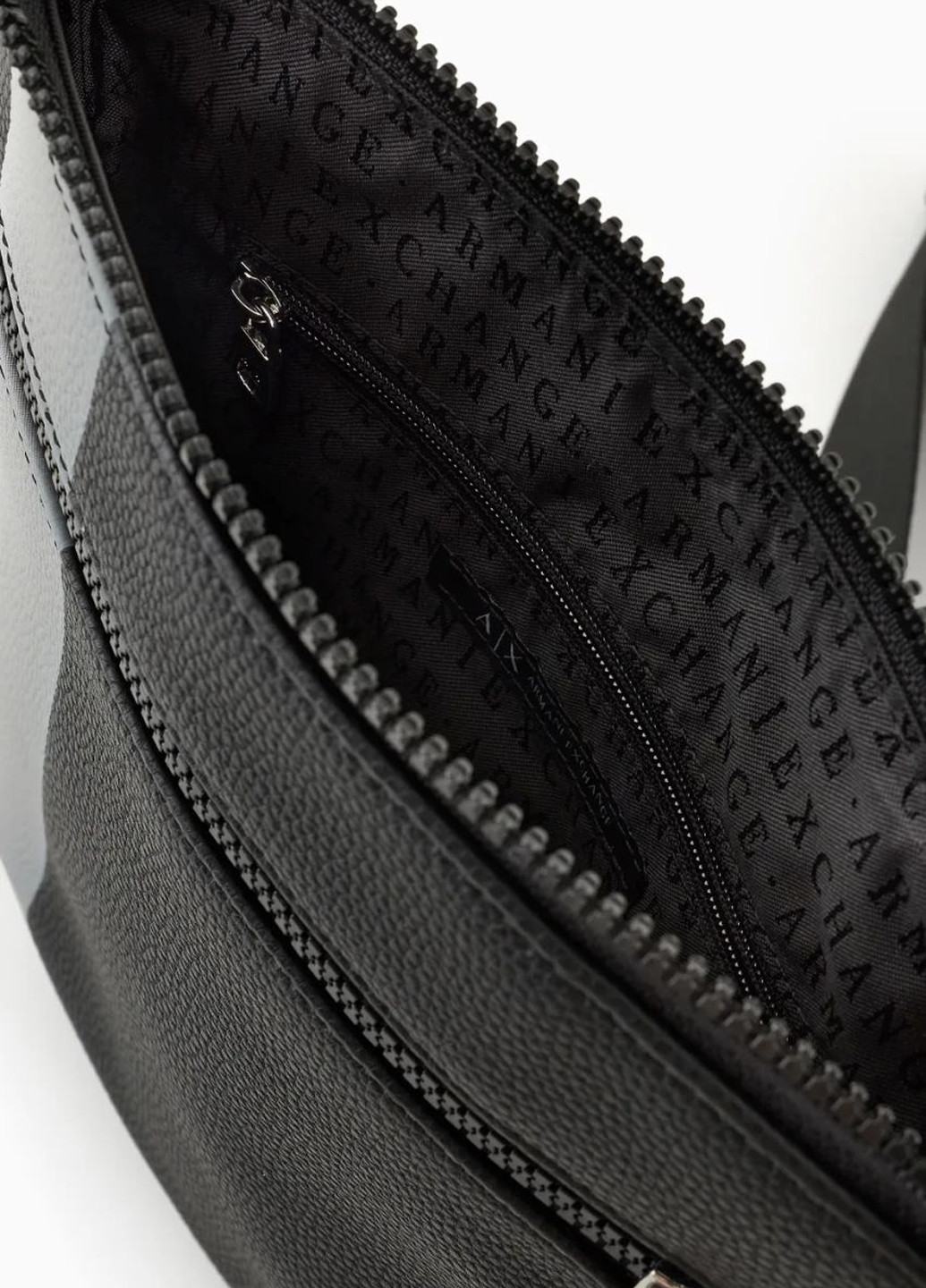 Сумка Armani Exchange (301389116)