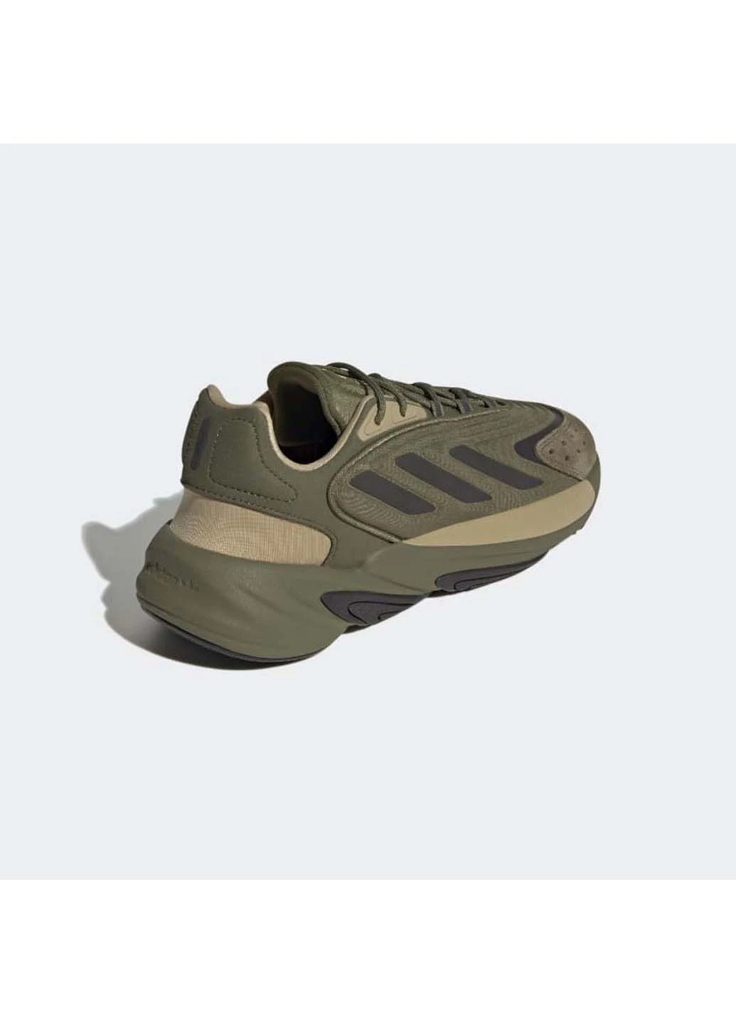 Оливковые (хаки) демисезонные кроссовки adidas