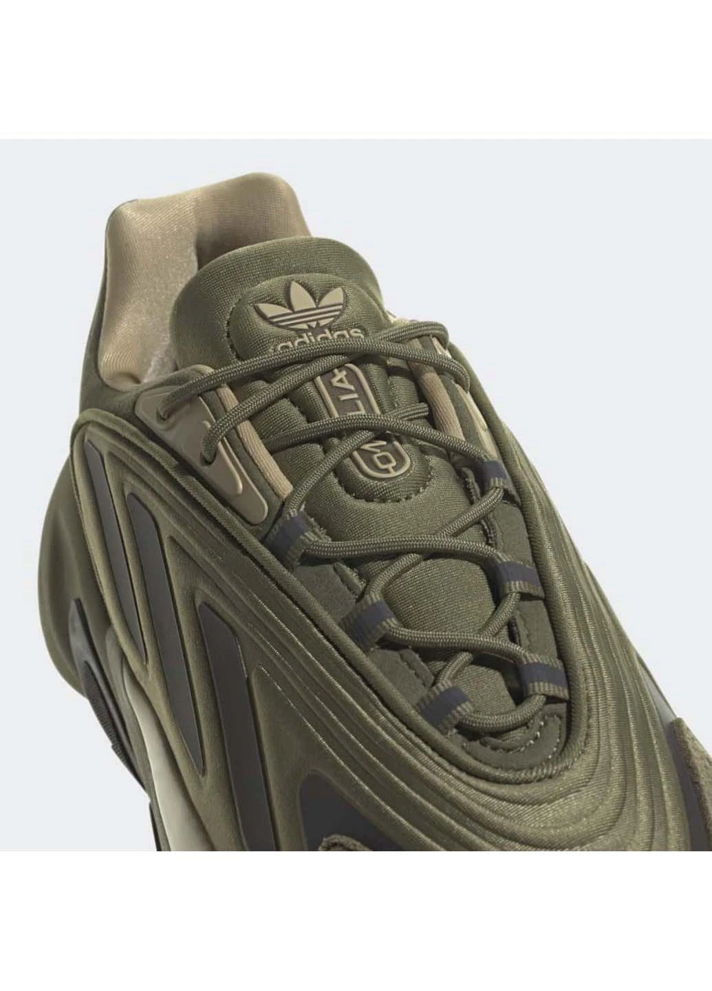 Оливковые (хаки) демисезонные кроссовки adidas