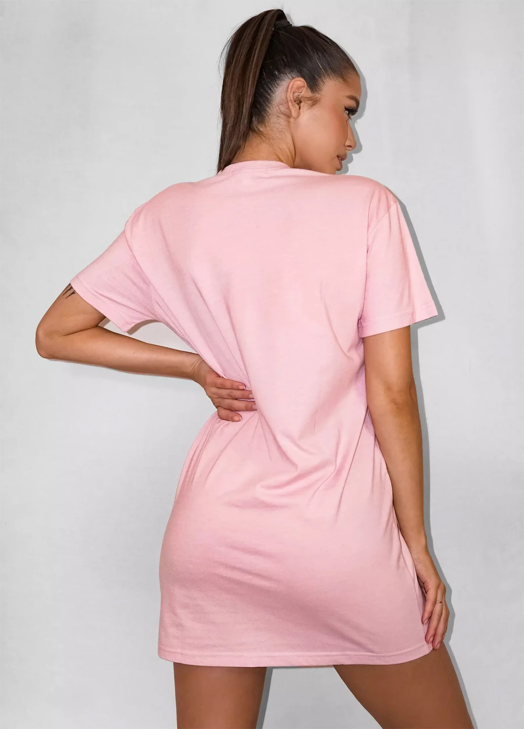 Розовое кэжуал платье Missguided