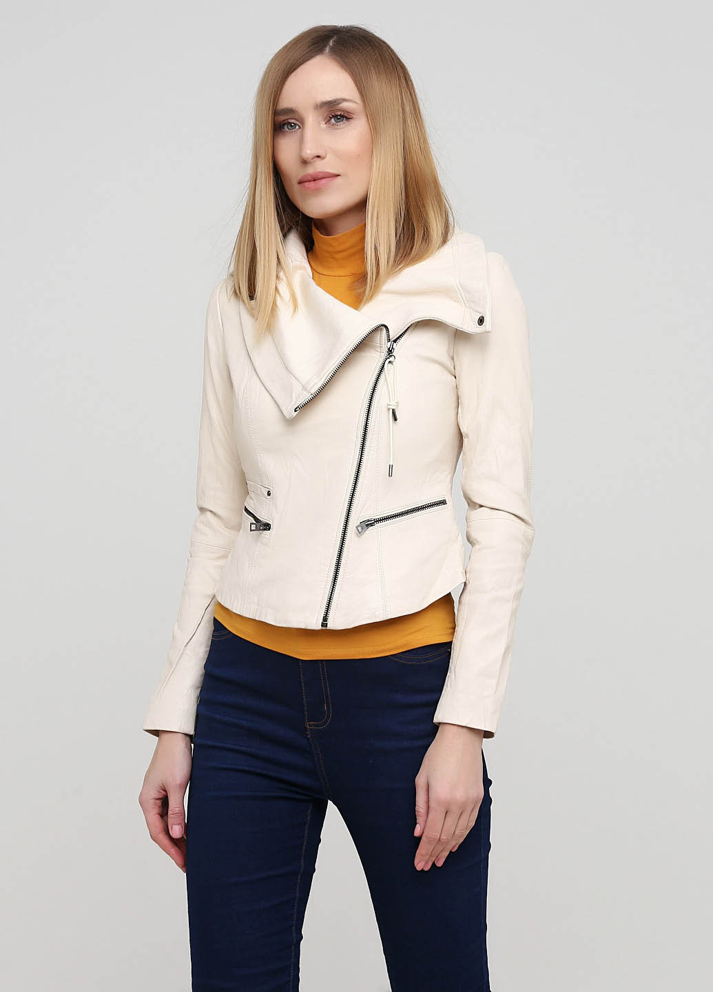 Кремовая демисезонная куртка кожаная косуха Only