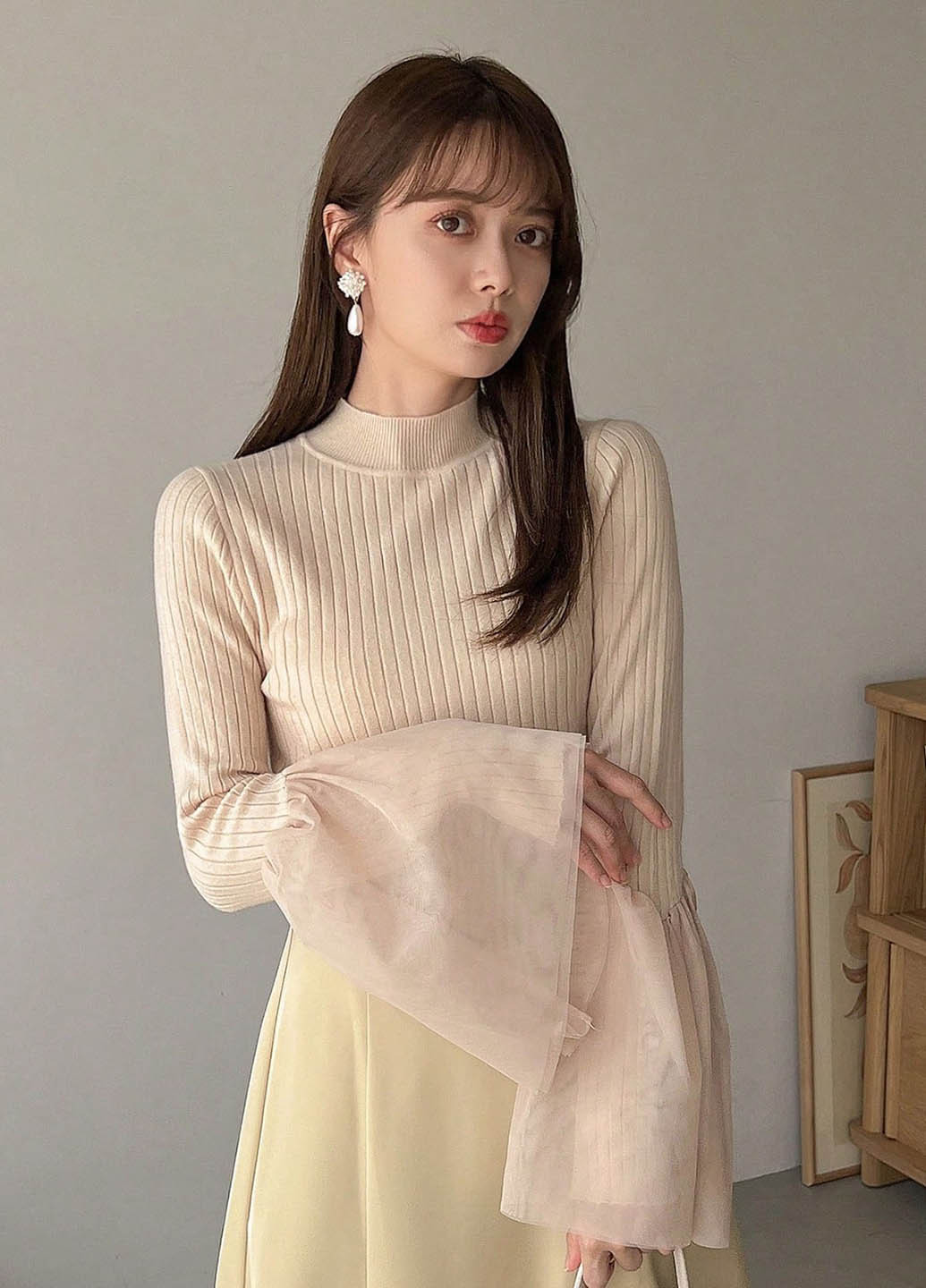 Светло-бежевый демисезонный свитер SHEIN