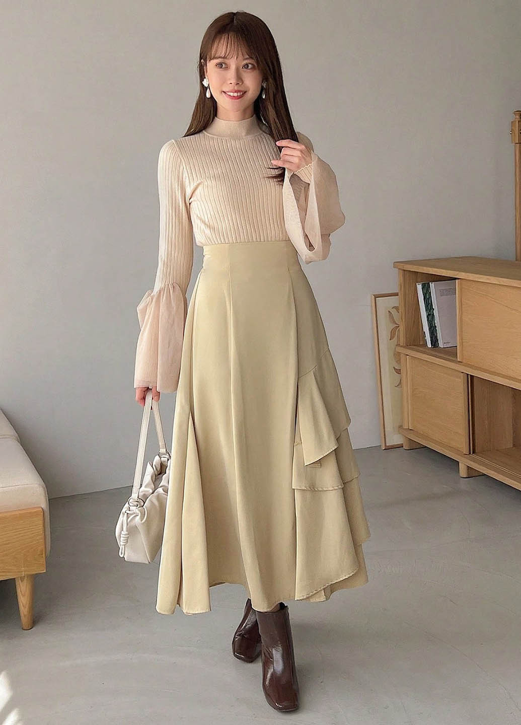 Светло-бежевый демисезонный свитер SHEIN