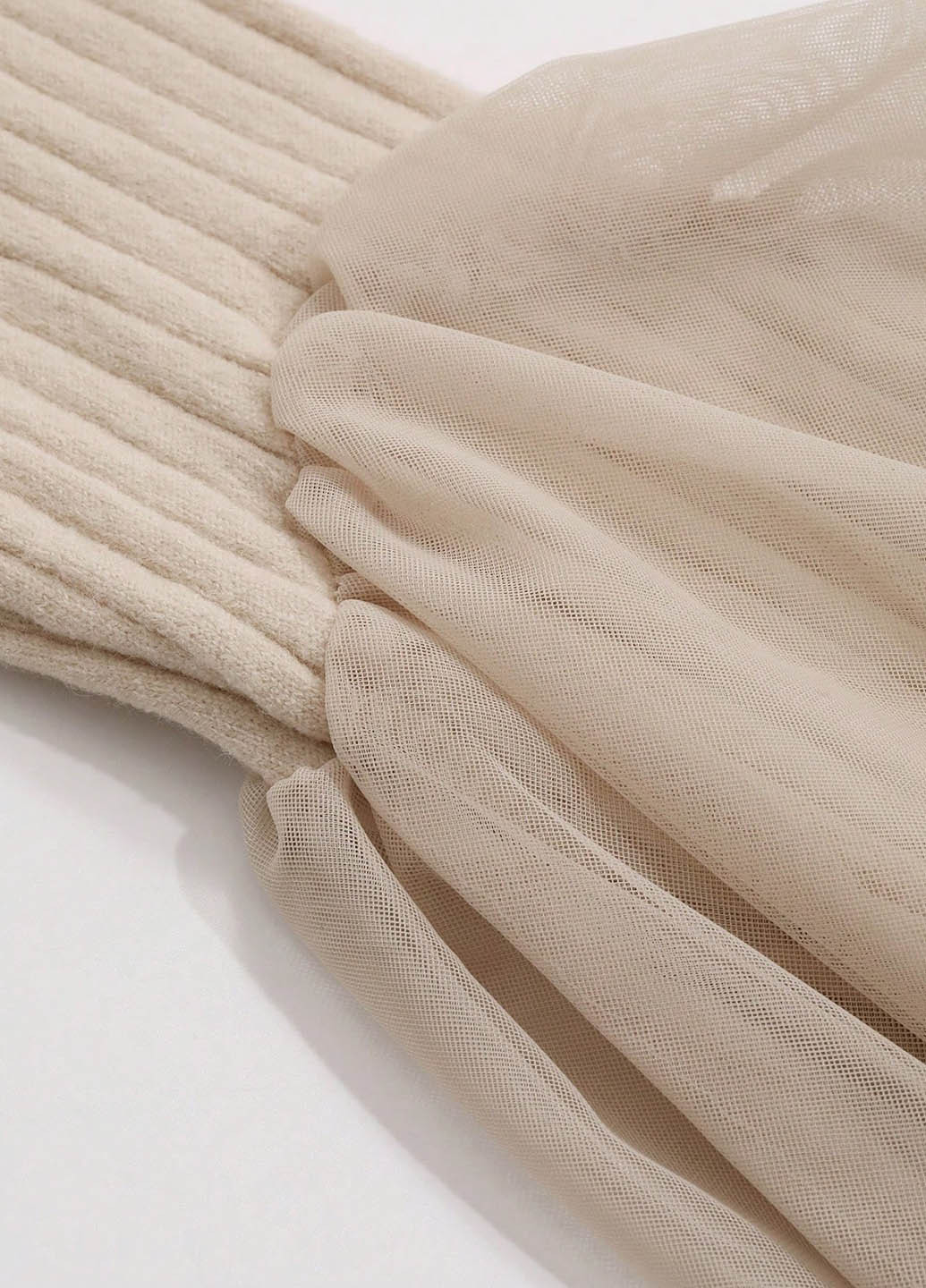 Светло-бежевый демисезонный свитер SHEIN