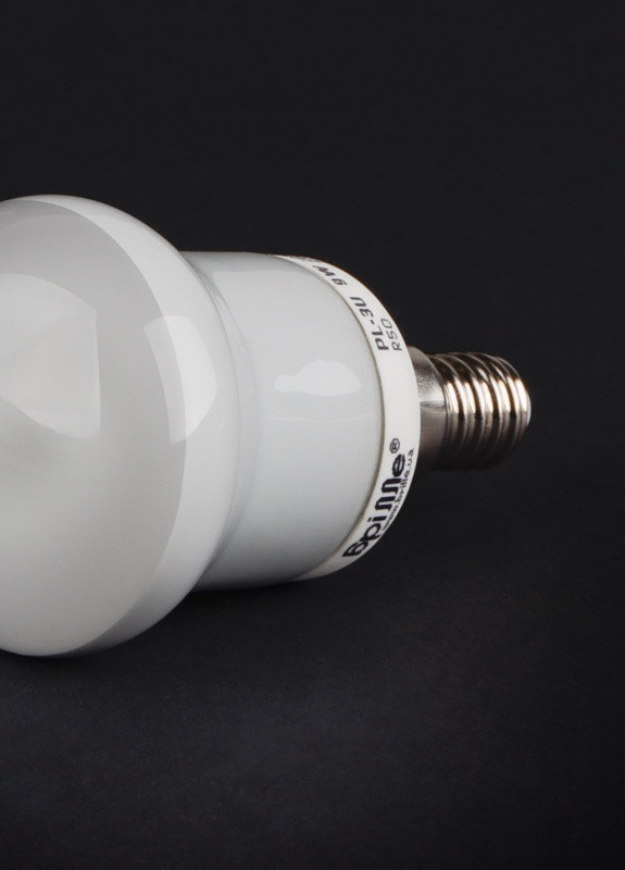 Лампа энергосберегающая рефлекторная R E14 PL-3U 9W/827 R50 Br Brille (253965328)