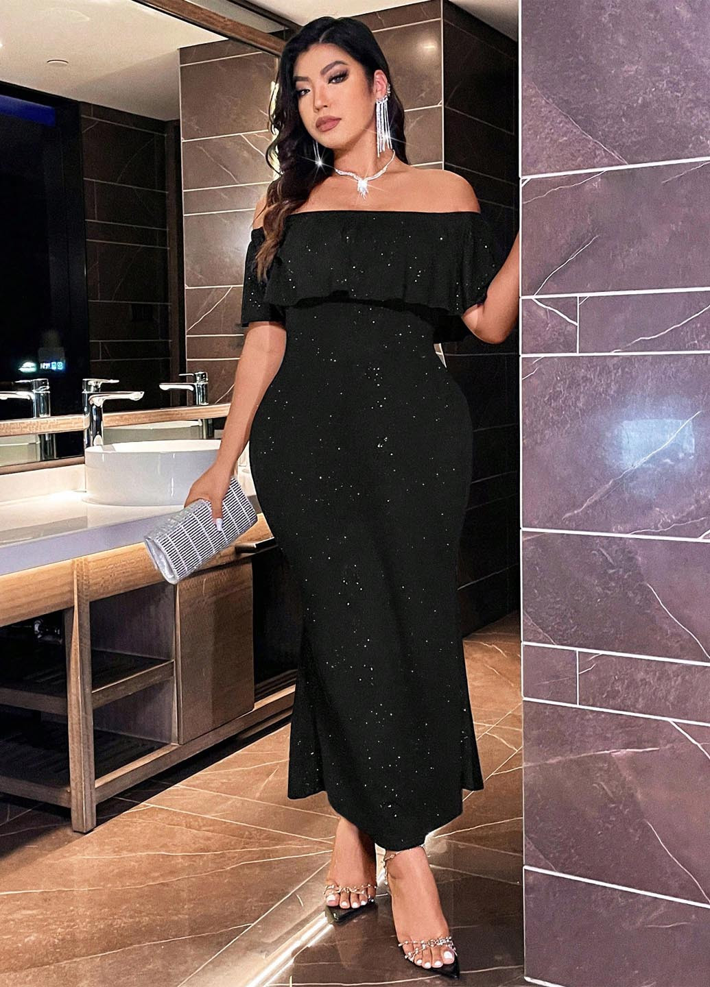 Чорна вечірня сукня годе, з відкритими плечима SHEIN однотонна