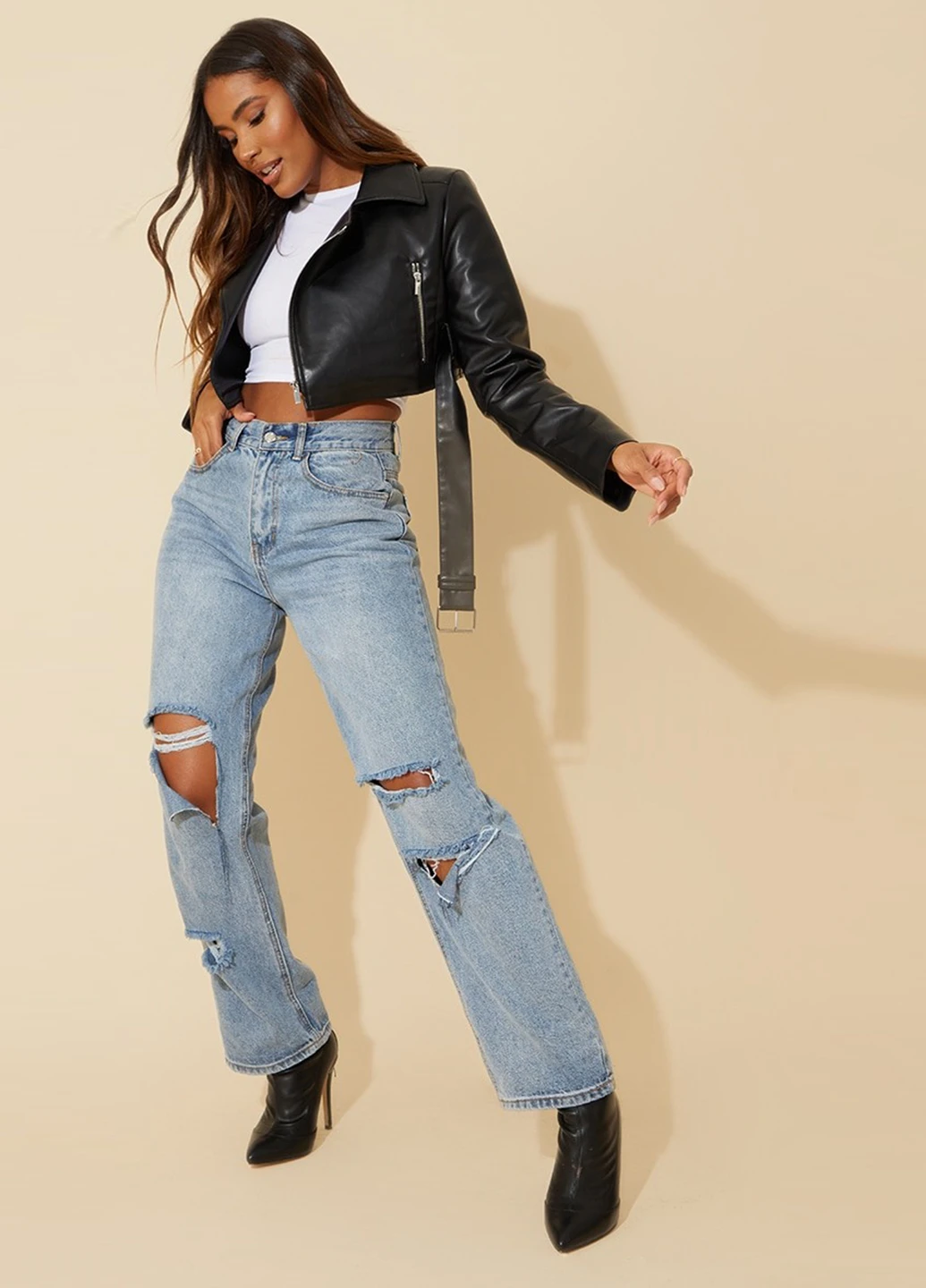 Чорна демісезонна куртка косуха PrettyLittleThing