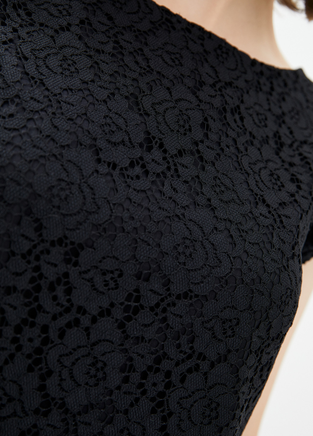 Черное коктейльное платье а-силуэт Arefeva однотонное