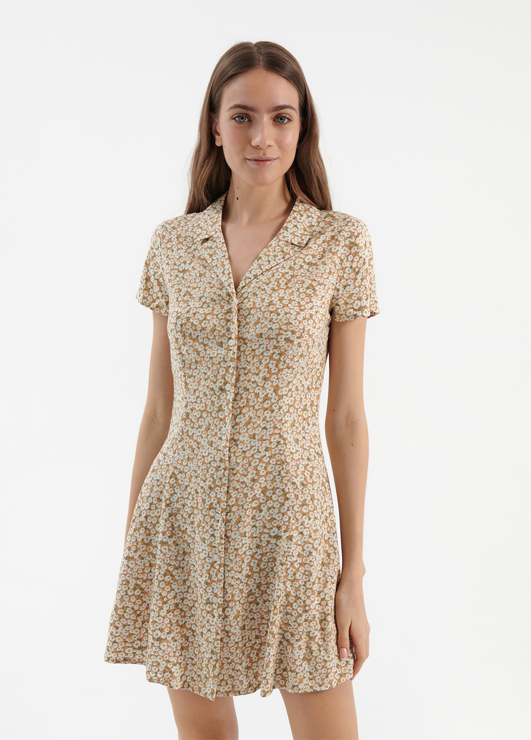 Бежевое кэжуал платье рубашка House с цветочным принтом