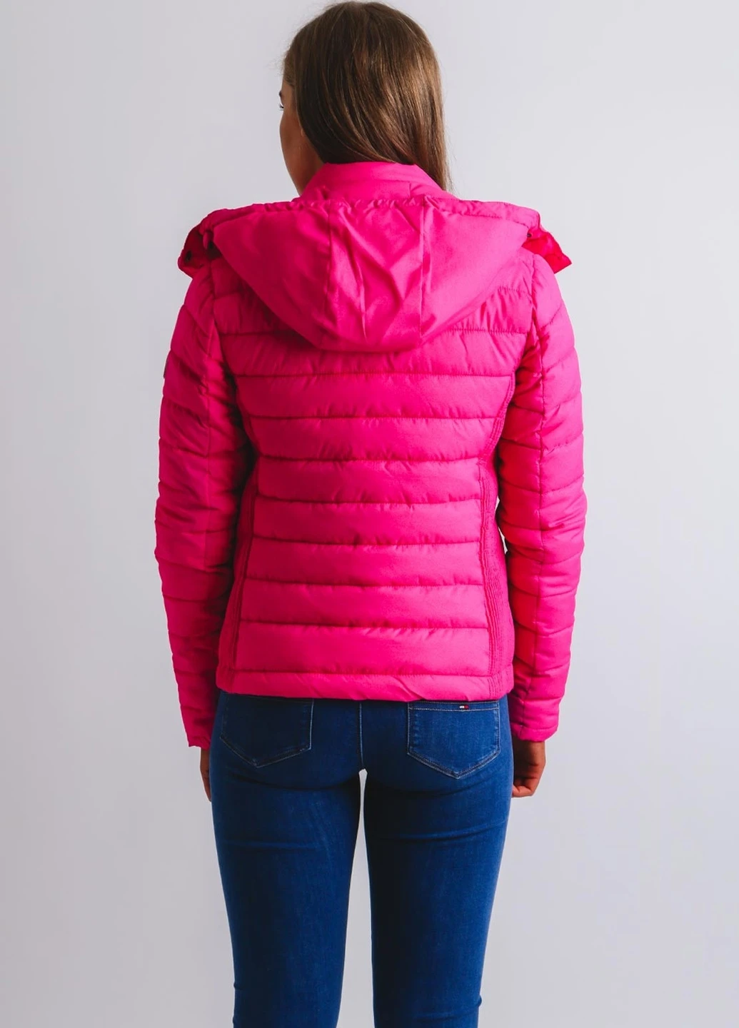 Розовая демисезонная куртка Superdry