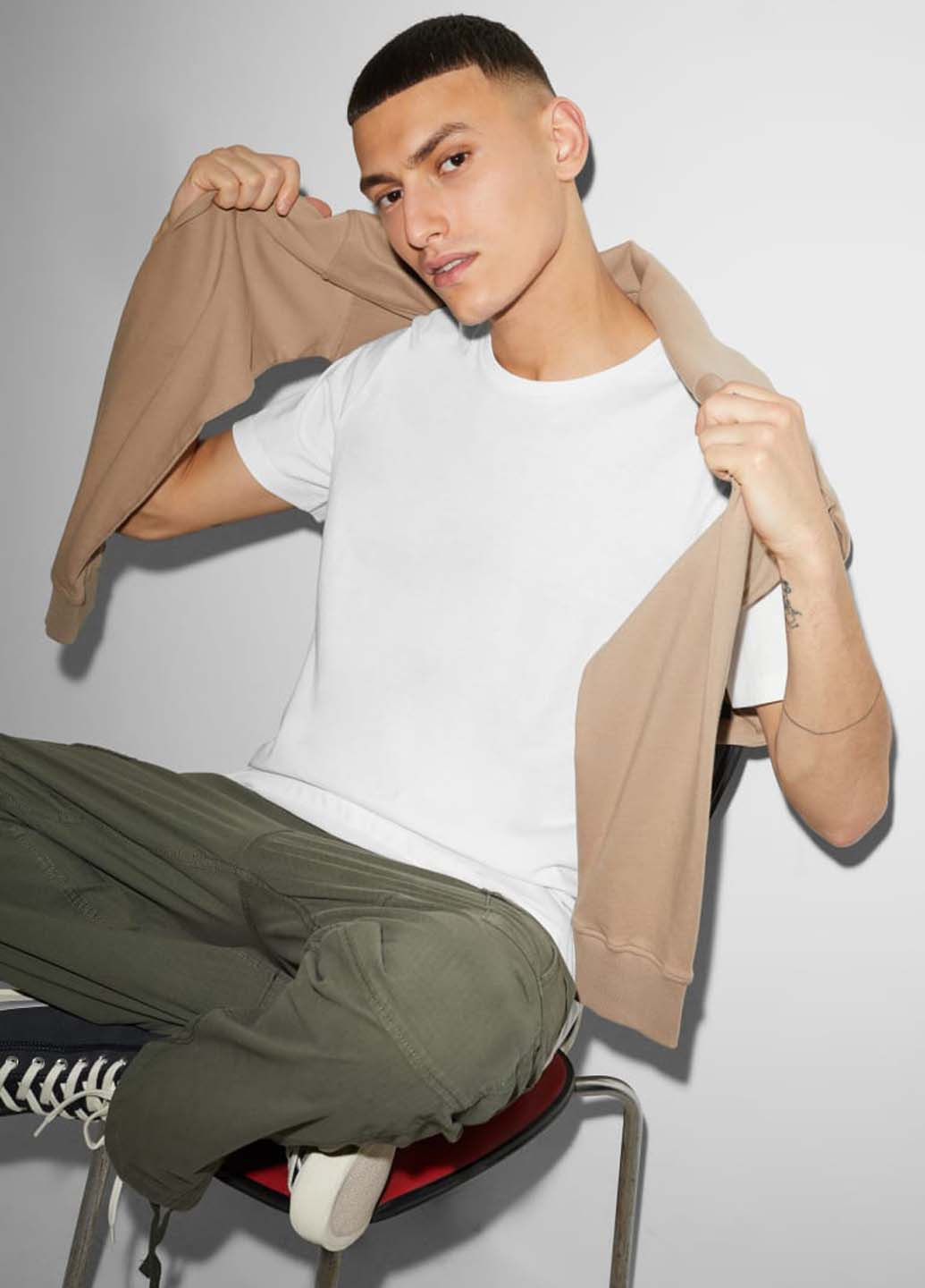 Белая футболка Clockhouse