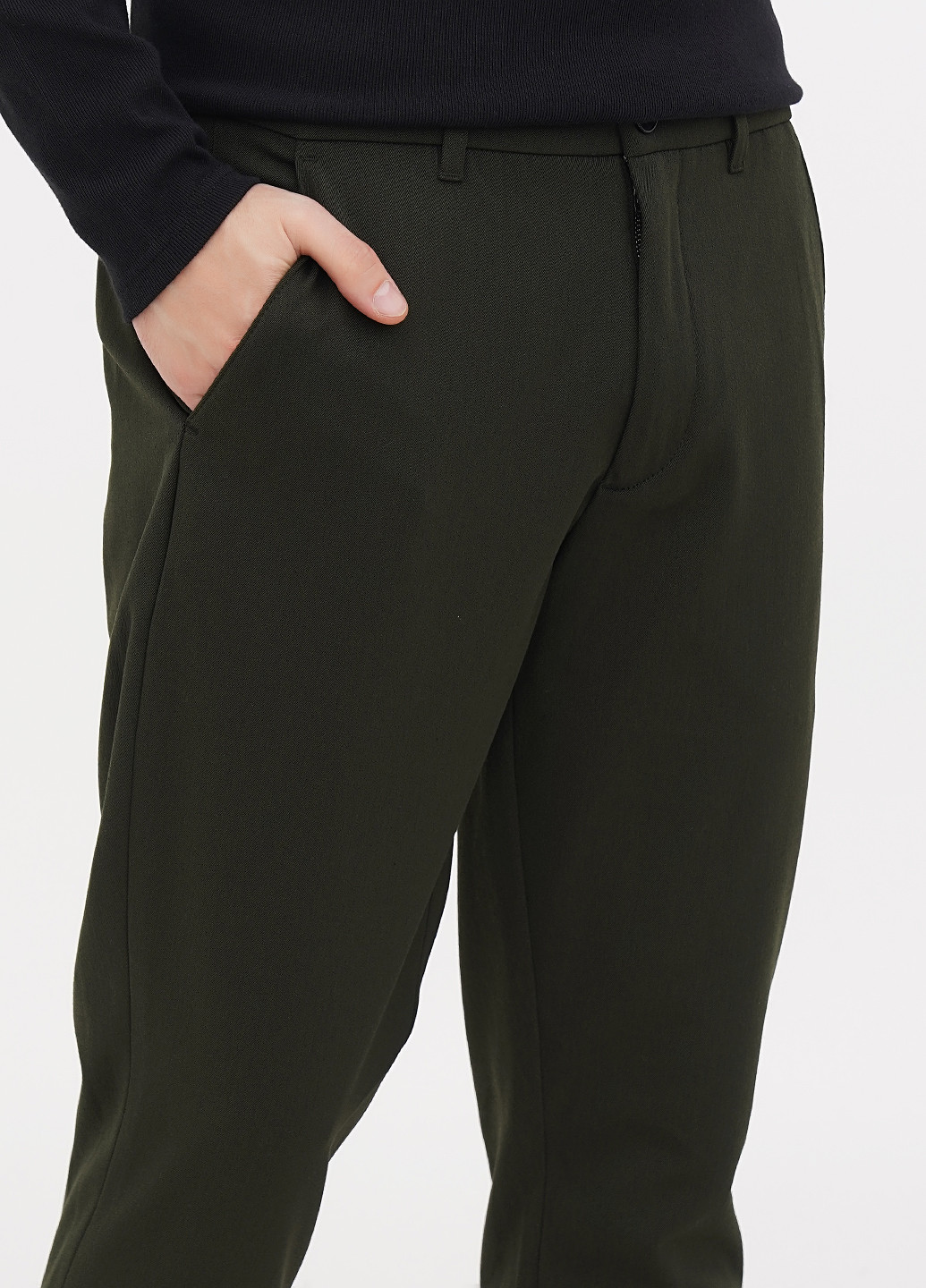 Зеленые кэжуал демисезонные зауженные брюки Minimum