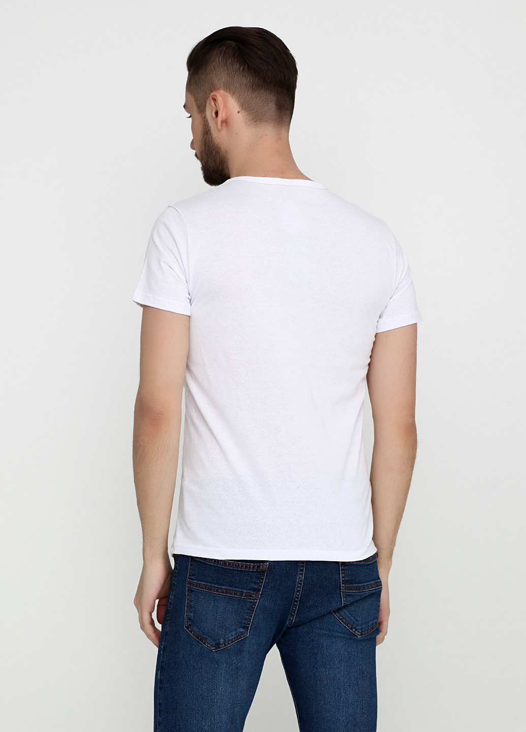 Белая футболка Benger
