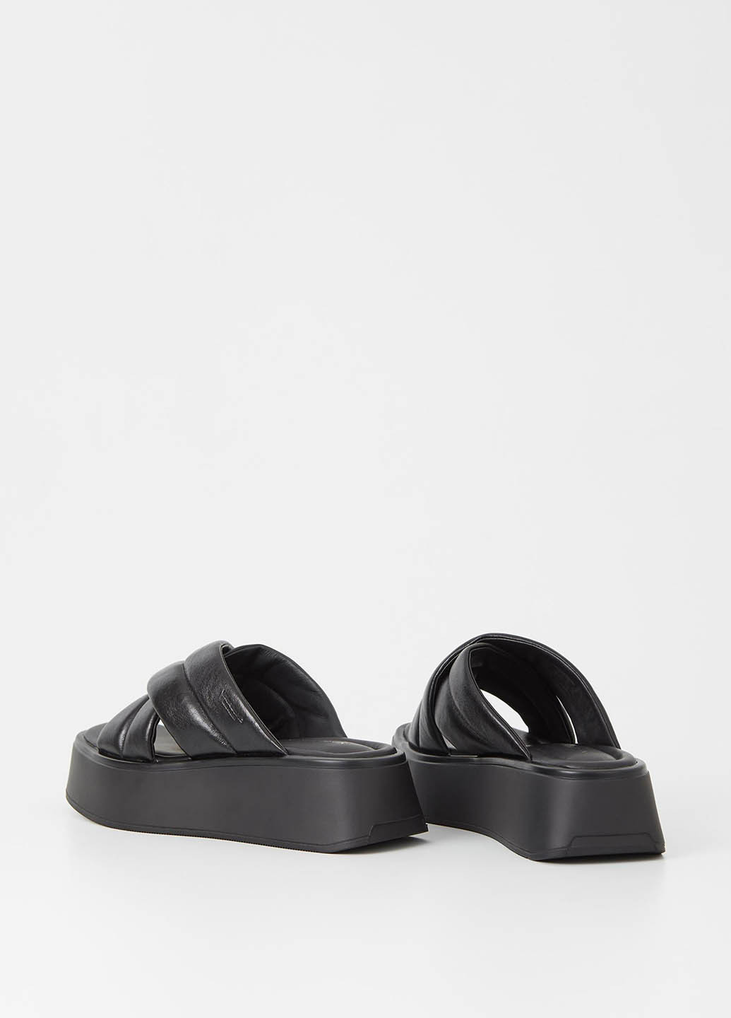 Черные шлепанцы Vagabond