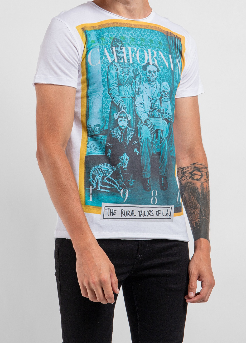 Біла біла футболка з принтом rural tailors Ko Samui