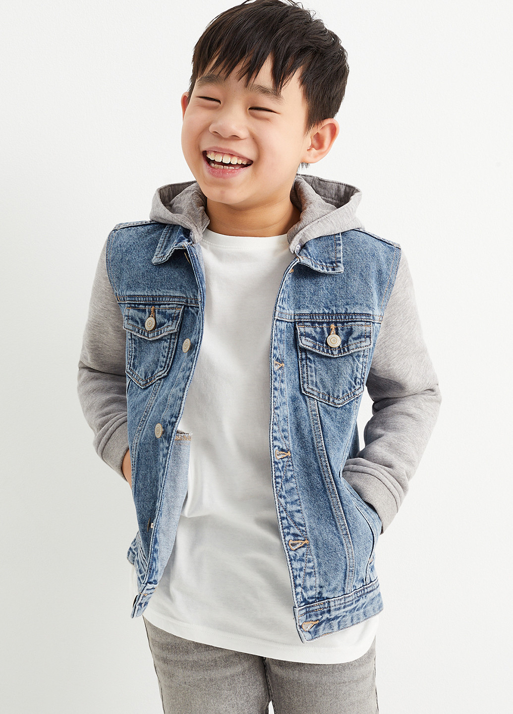 Комбинированная демисезонная куртка C&A