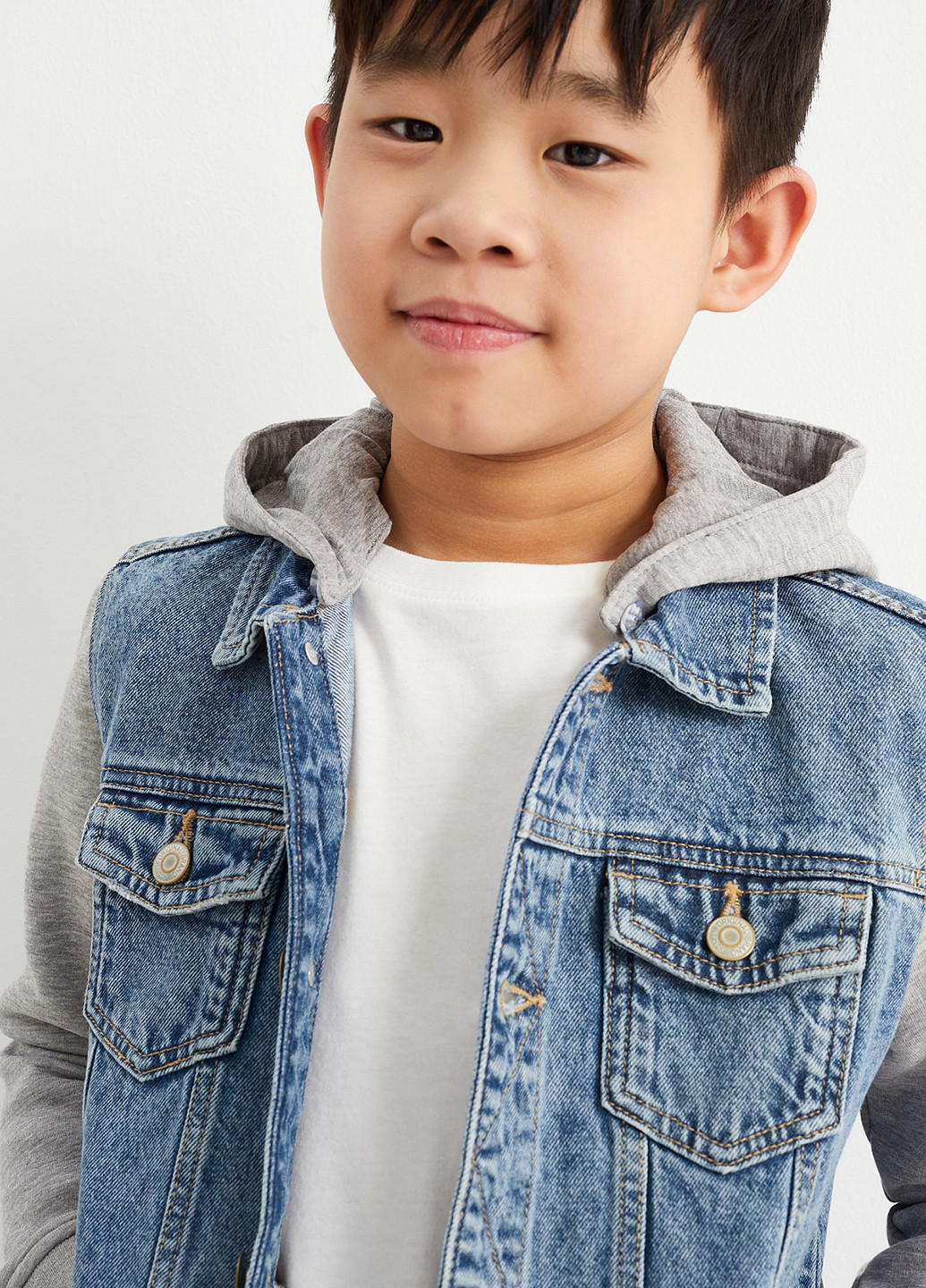 Комбинированная демисезонная куртка C&A