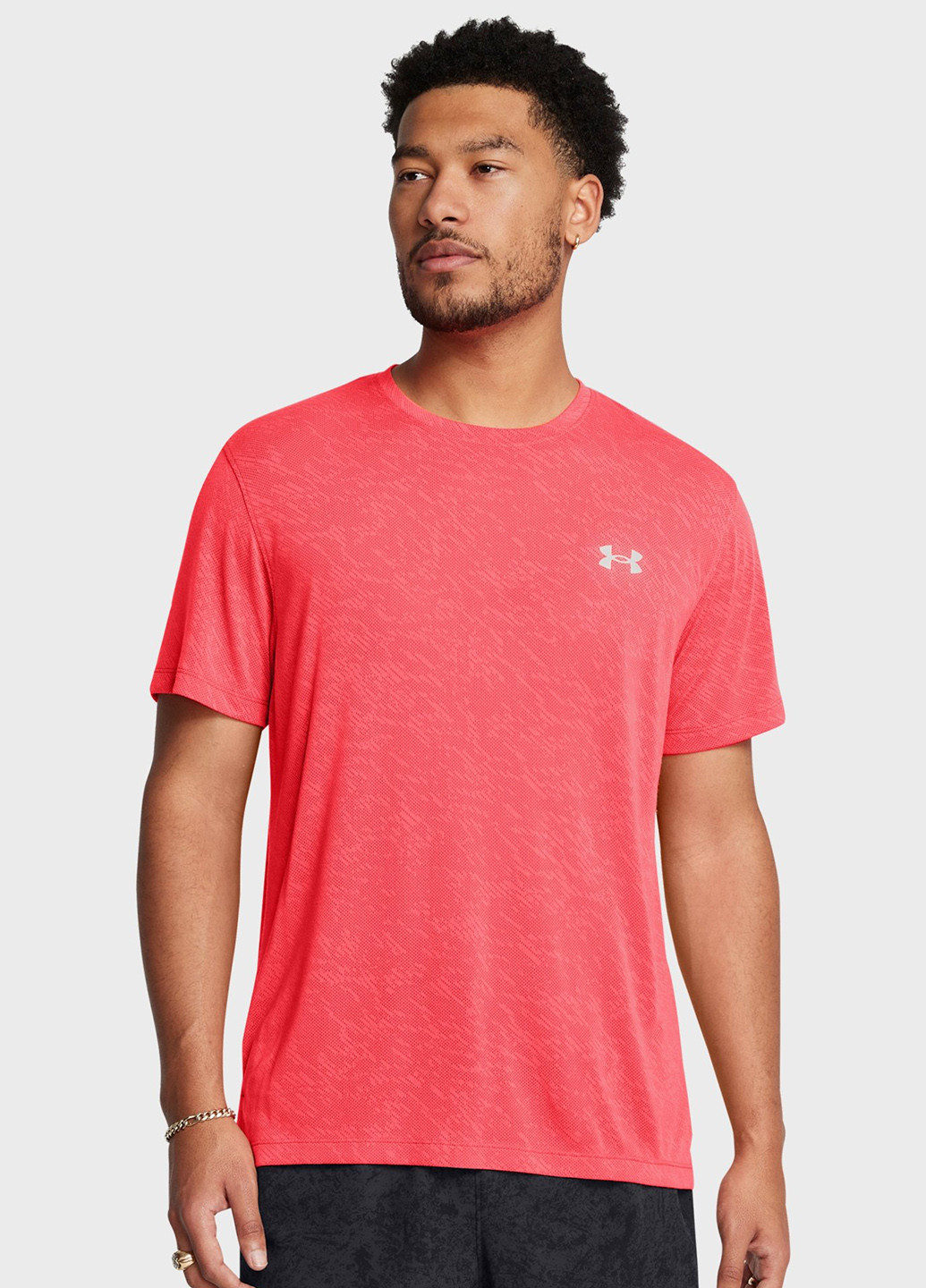 Лососевая футболка Under Armour