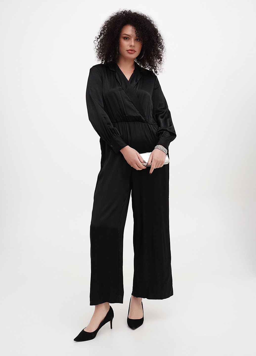 Комбинезон C&A комбинезон-брюки однотонный чёрный кэжуал вискоза