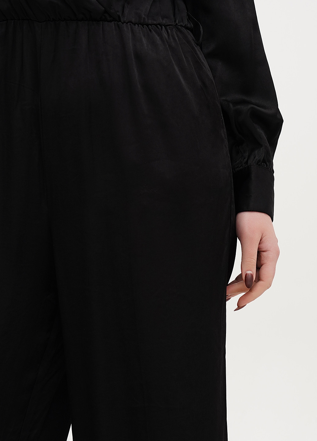 Комбинезон C&A комбинезон-брюки однотонный чёрный кэжуал вискоза