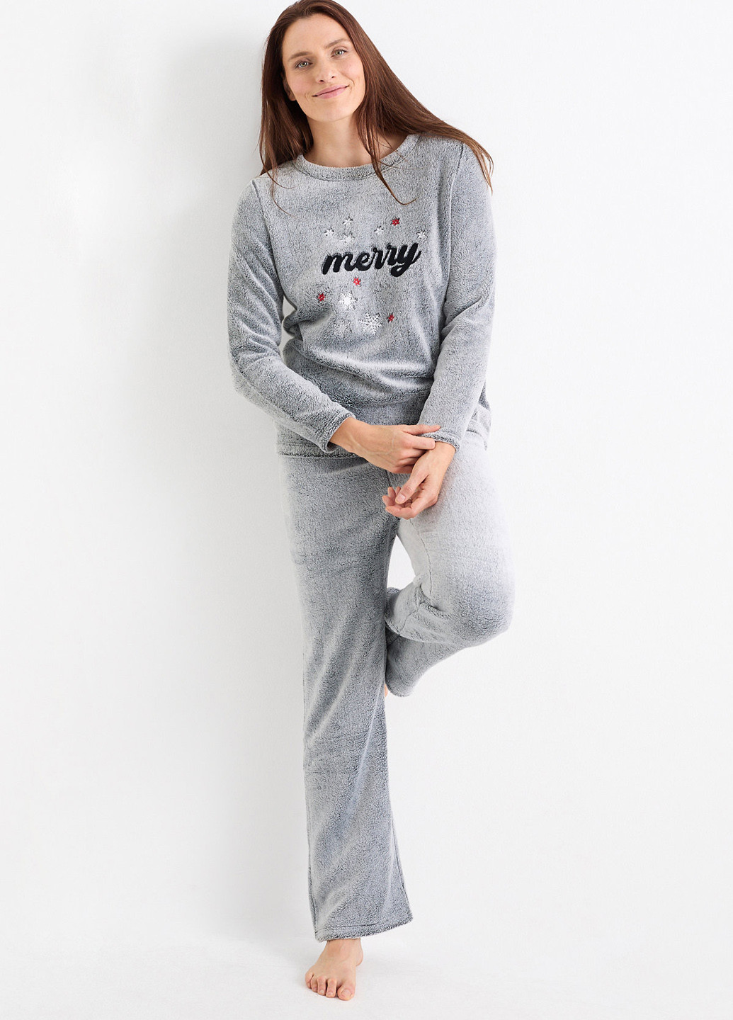 Серая зимняя пижама (лонгслив, брюки) C&A