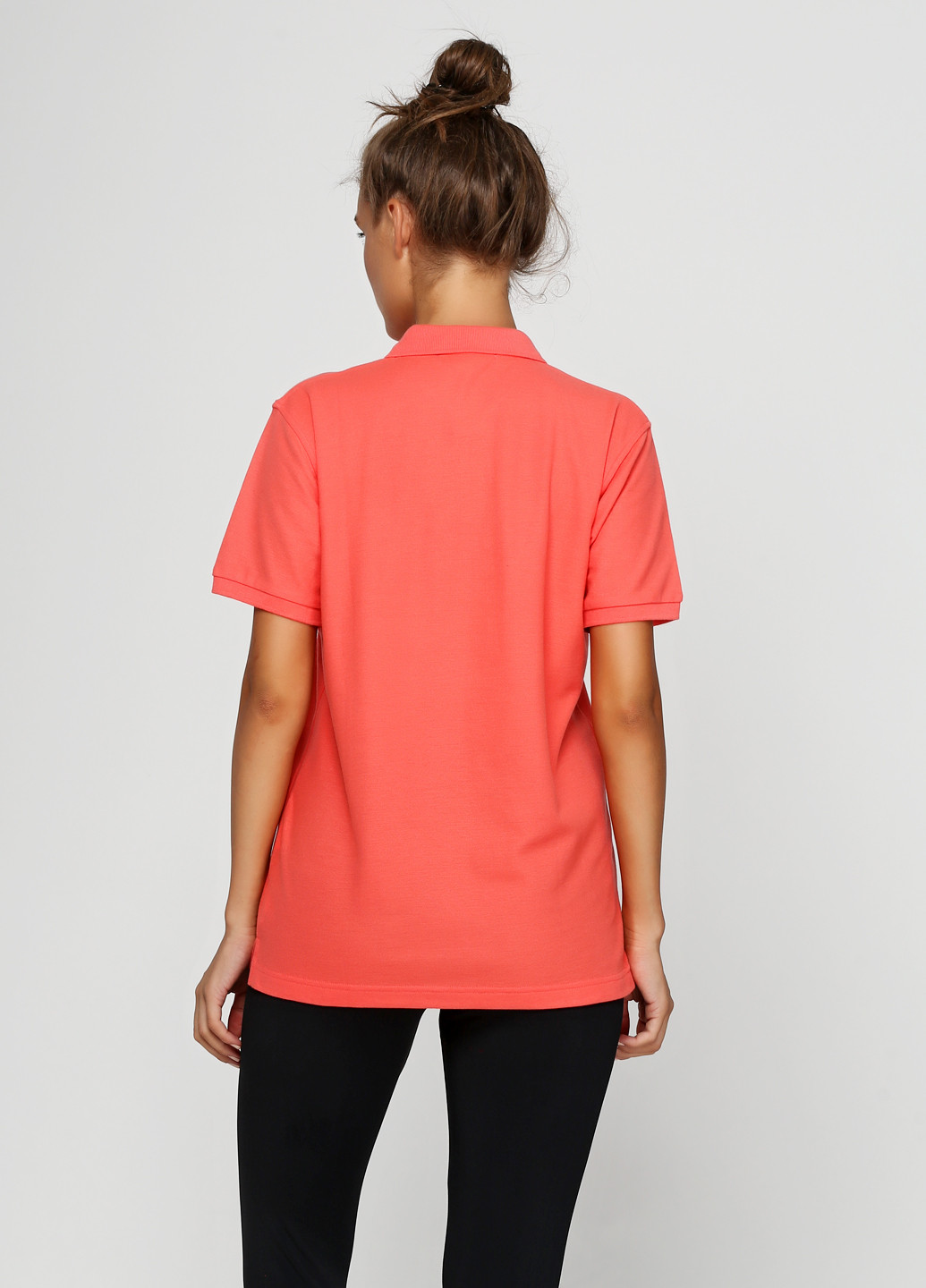 Коралловая женская футболка-поло Port Authority с надписью