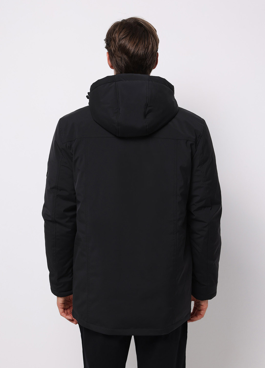 Черная зимняя куртка Colin's