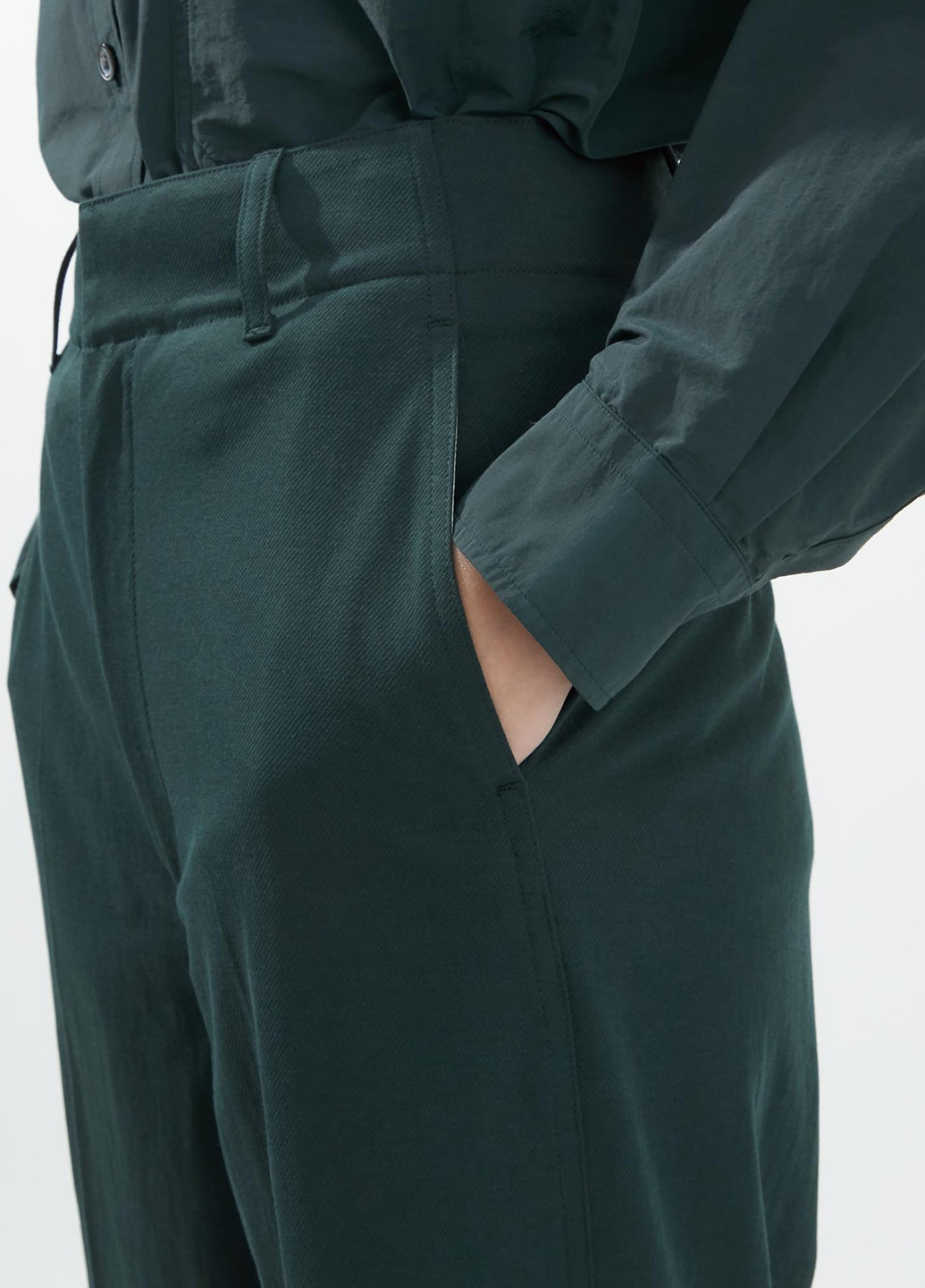Зеленые кэжуал демисезонные прямые брюки Uniqlo
