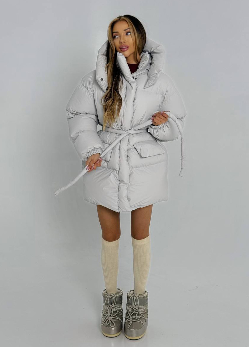 Світло-сірий зимній Пуховик No Brand