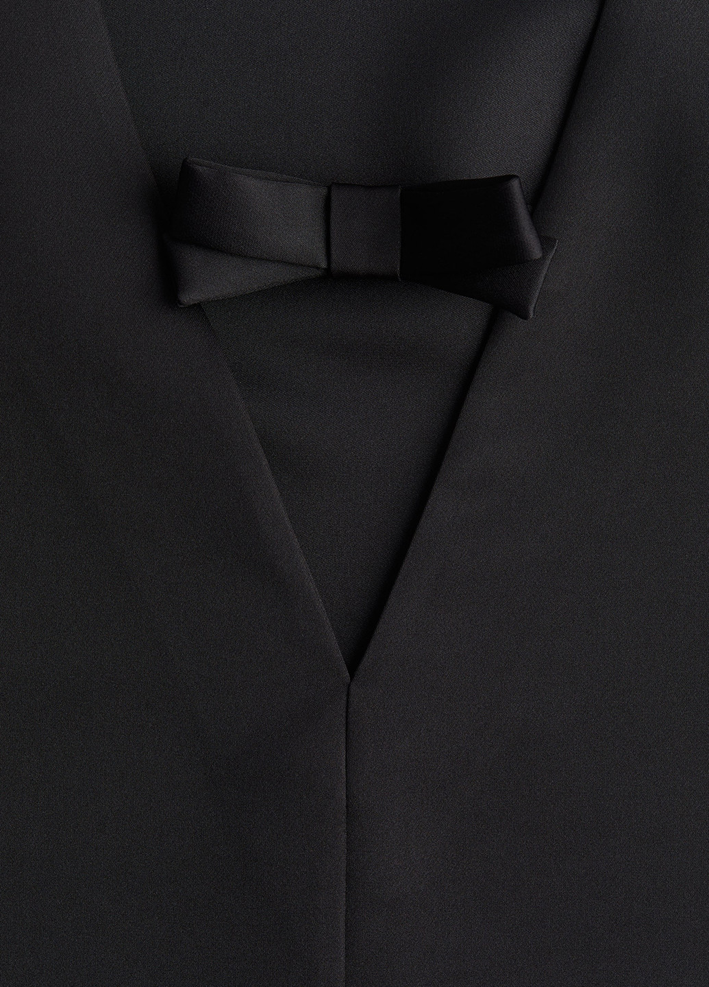 Чорна кежуал сукня з відкритою спиною H&M однотонна