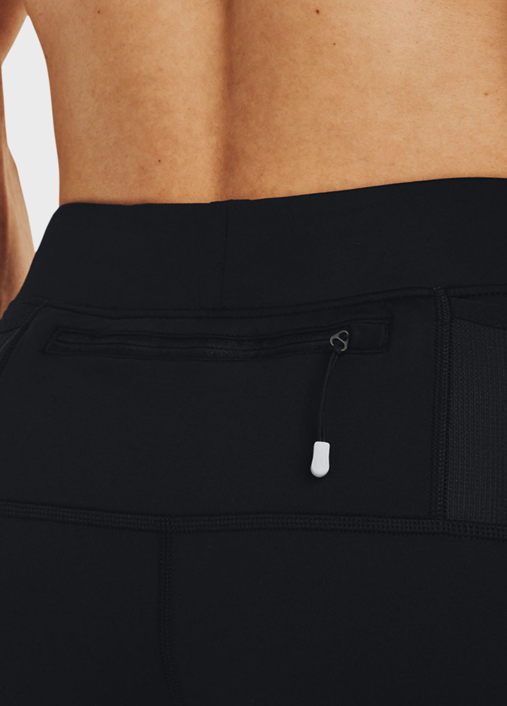 Черные демисезонные леггинсы Under Armour