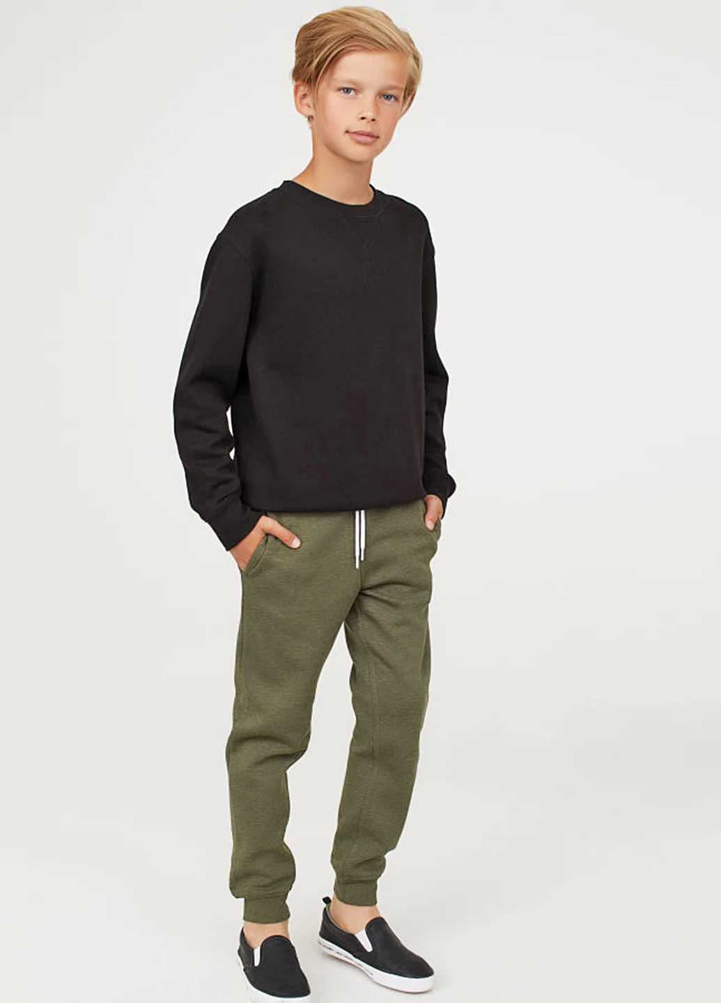 Хаки спортивные демисезонные брюки зауженные H&M