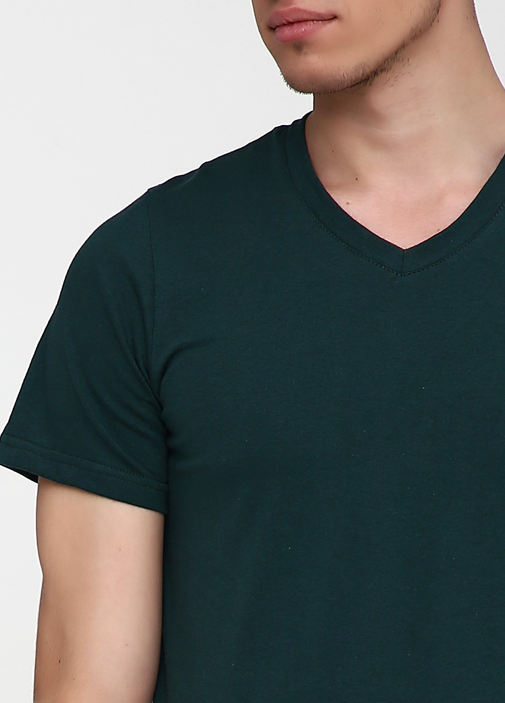 Темно-зеленая летняя футболка Shik