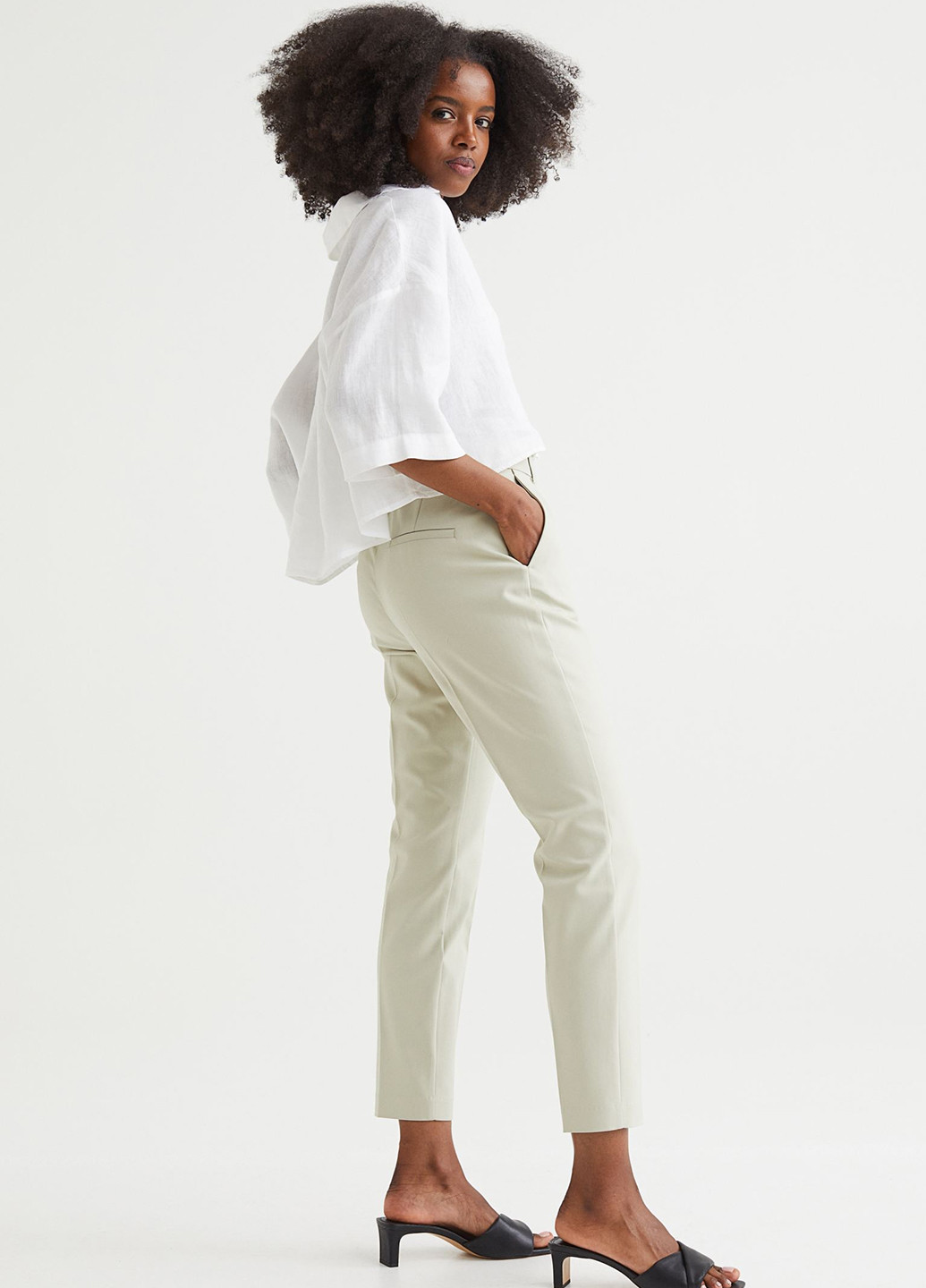 Светло-бежевые кэжуал демисезонные укороченные брюки H&M