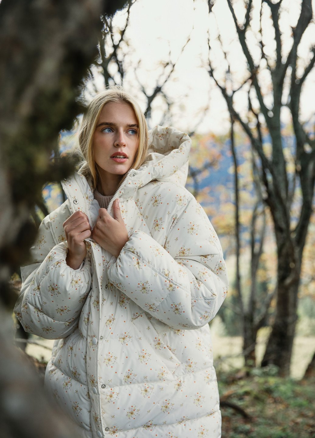 Молочная зимняя куртка Gepur